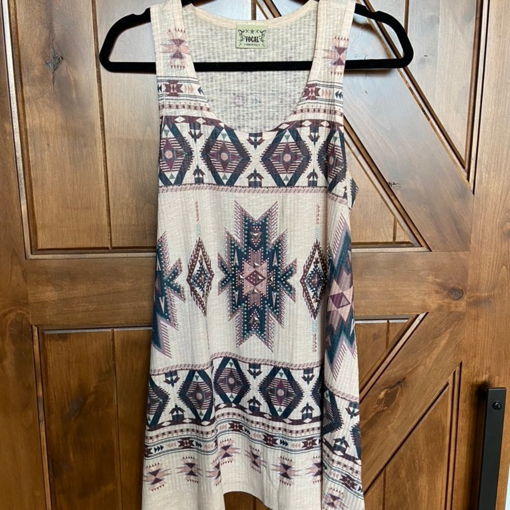 Vocal Asymmetrical ribbed tank